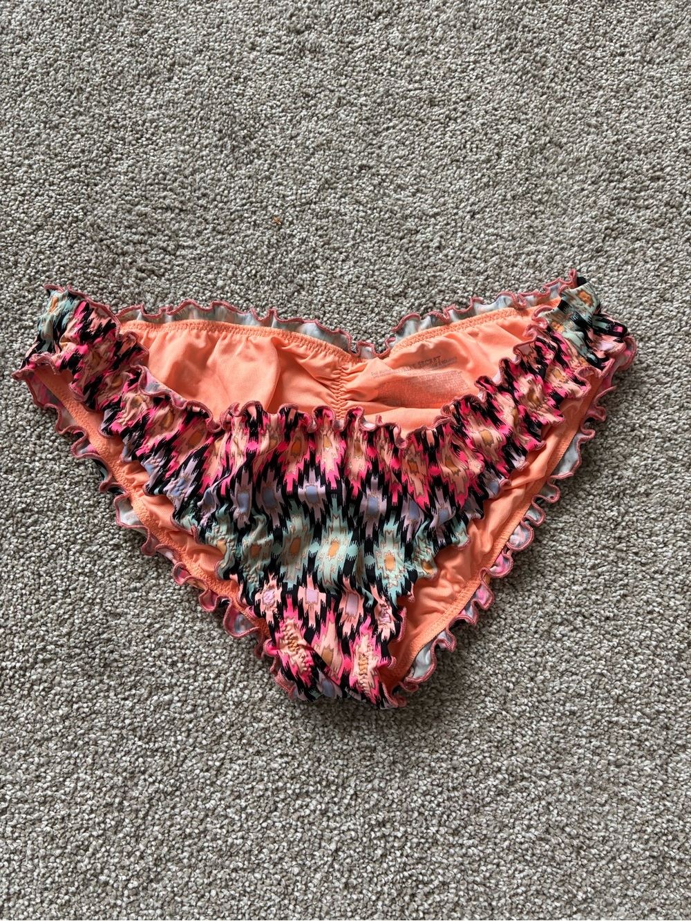 Victoria's Secret Coral Pink Patterned Ruffle Swim Bottoms large